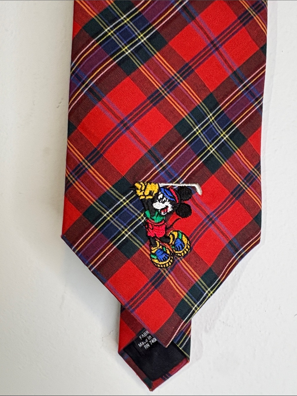 Disney Golfing Mickey Unlimited Golf Red Tartan Plaid Tie Vintage 90s 1990s VTG